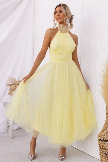 Tule Halterjurk – Bruiloft & Zomerse Gala's