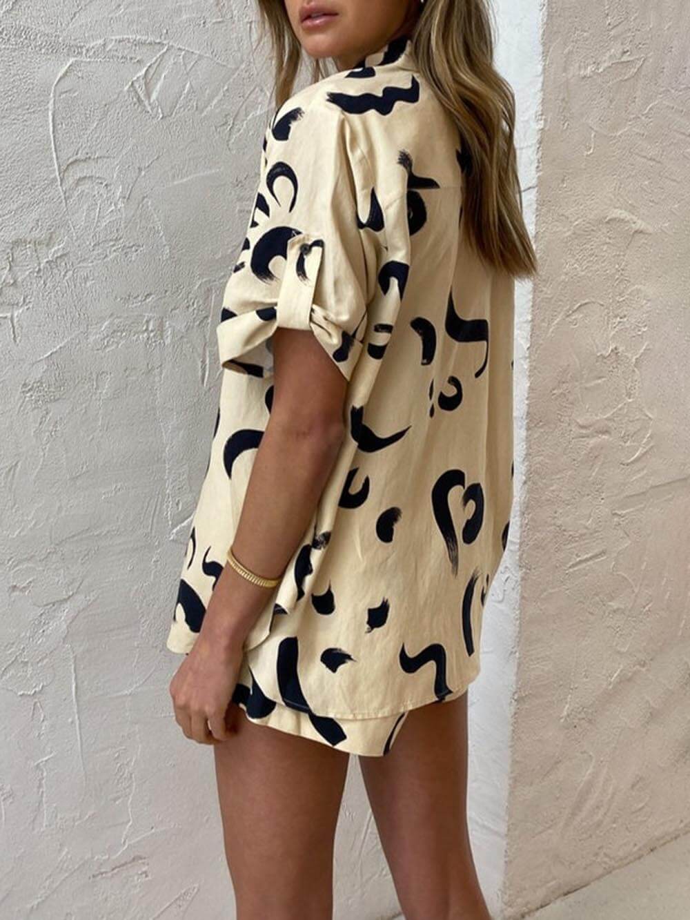 Abstracte Overhemd en Korte Broek Set Dames | Uniek & Zomers